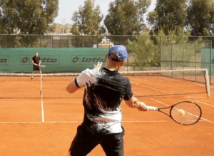 Roger Federer's Racquet Setup - Testing Champions Choice