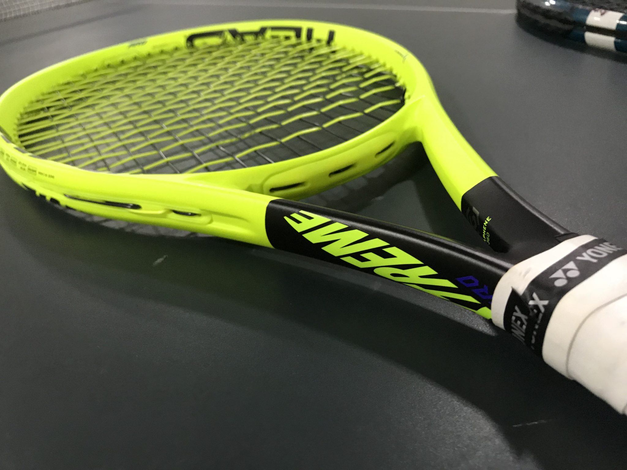 ブランド品 通販サイト Racquet Pro Extreme 360 Graphene HEAD Review Tennisnerd - ラケット(硬式用)