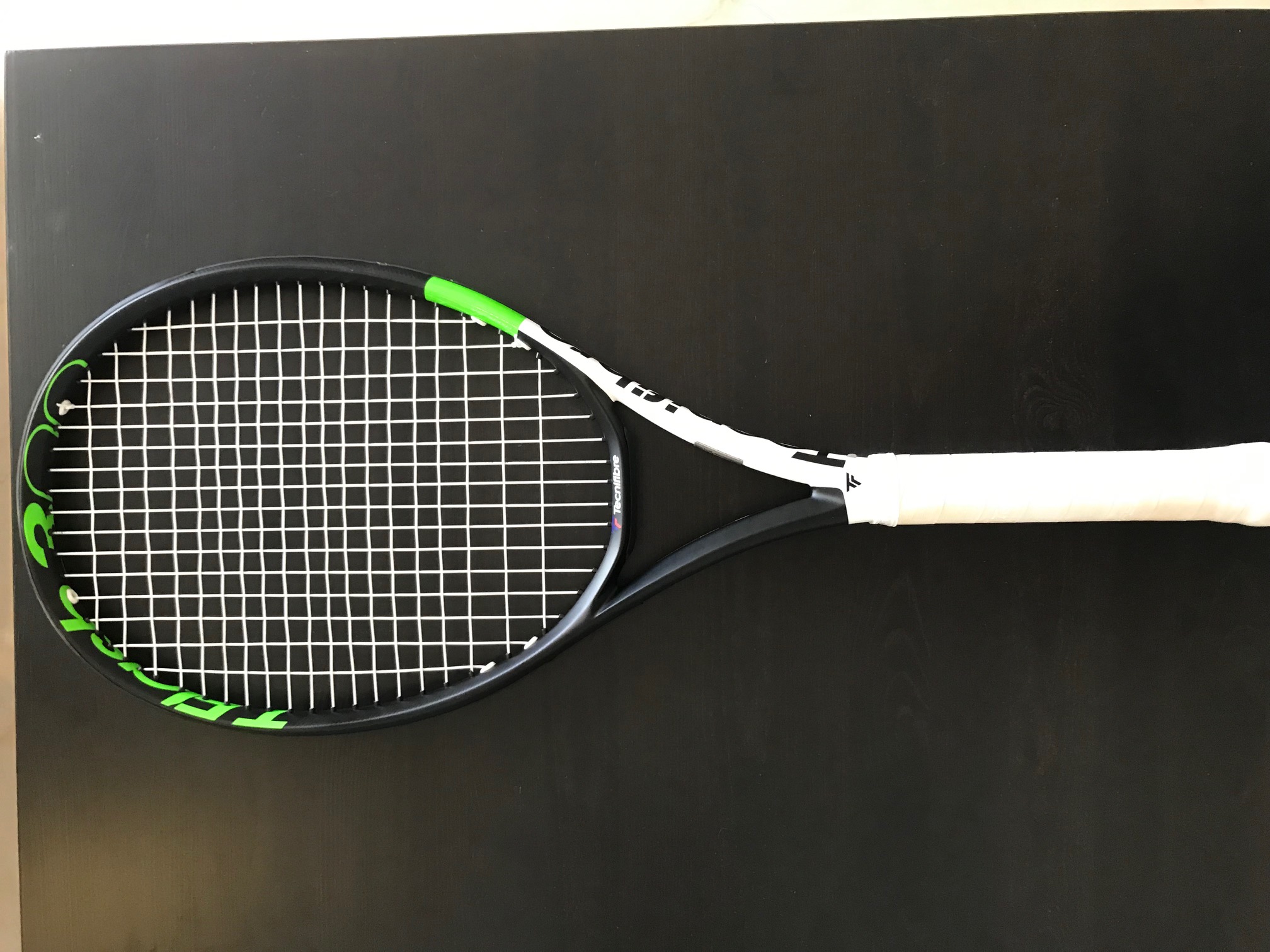 BRIDGESTONE - テクニファイバー  tflash300ces Tecnifibre Tflash 300 CES - Tennisnerd.net - Packed wihth