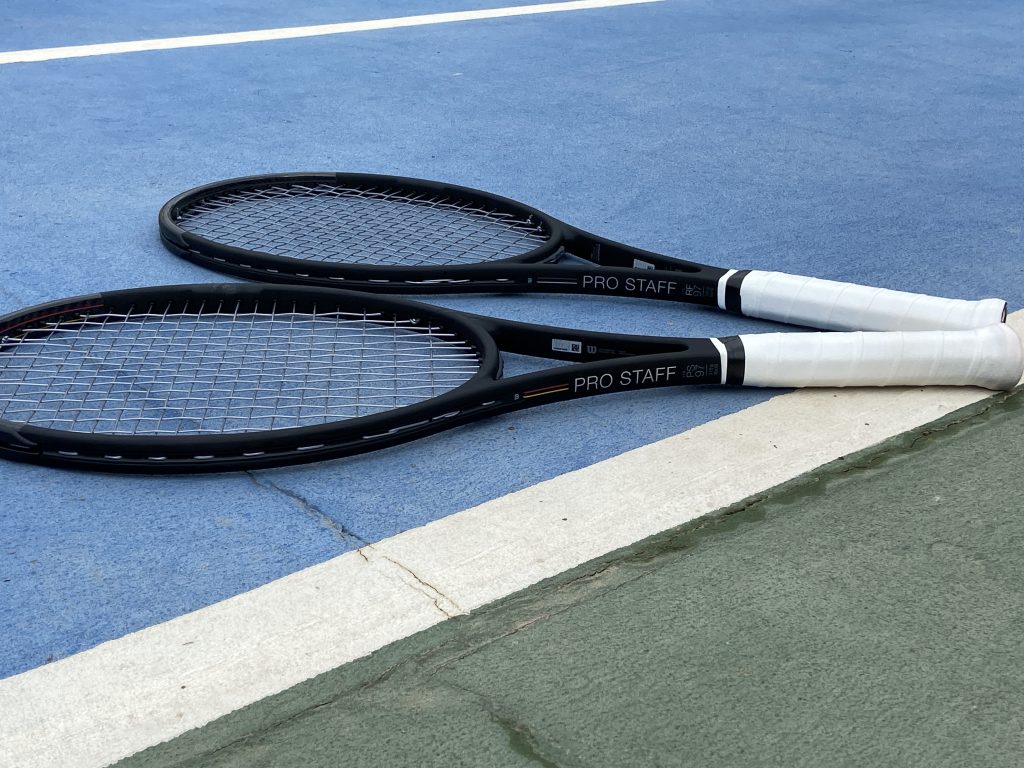 プロスタッフ97 v13 Wilson】PROSTAFF97 V13.0 2021｜インプレ・レビュー | RACKET LABO