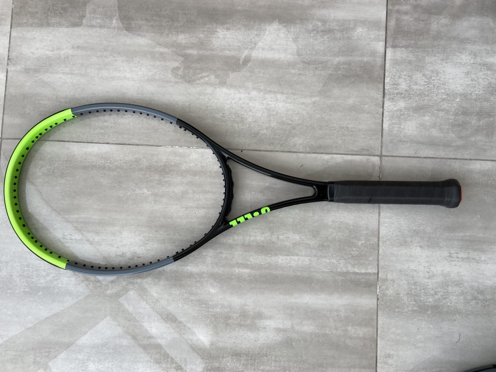 プロストック Wilson BLADE V7 H22 Wilson H22 (16X19) – ProStockTennis