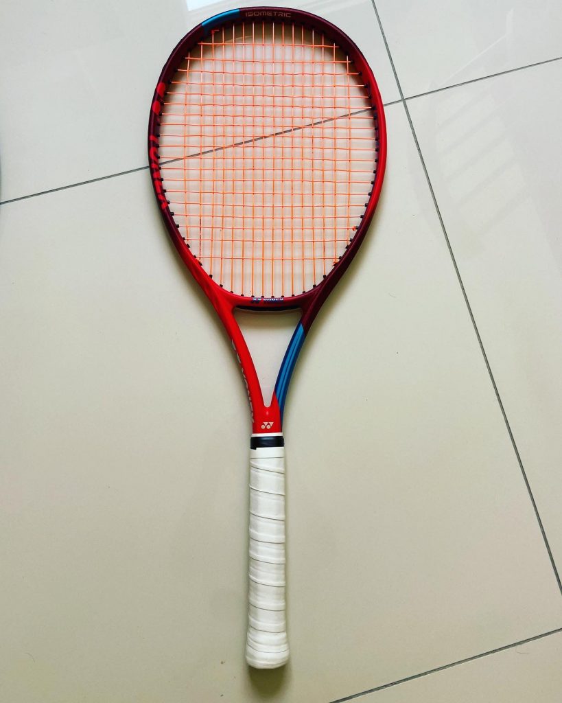 YONEX VCORE PLUS 98 1本（0.5インチロングモデル） ヨネックス VCORE 98・100 2023年モデル レビュー：跳高弾道