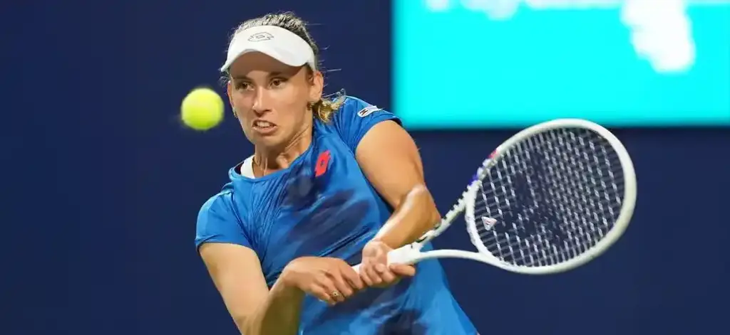 elise mertens
