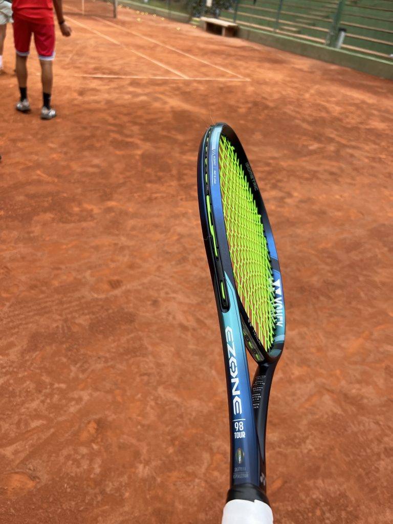 海外モデルEZONE 98 TOUR 2022 315g G3 イーゾーンツアー EZONE 98 TOUR – Yonex USA