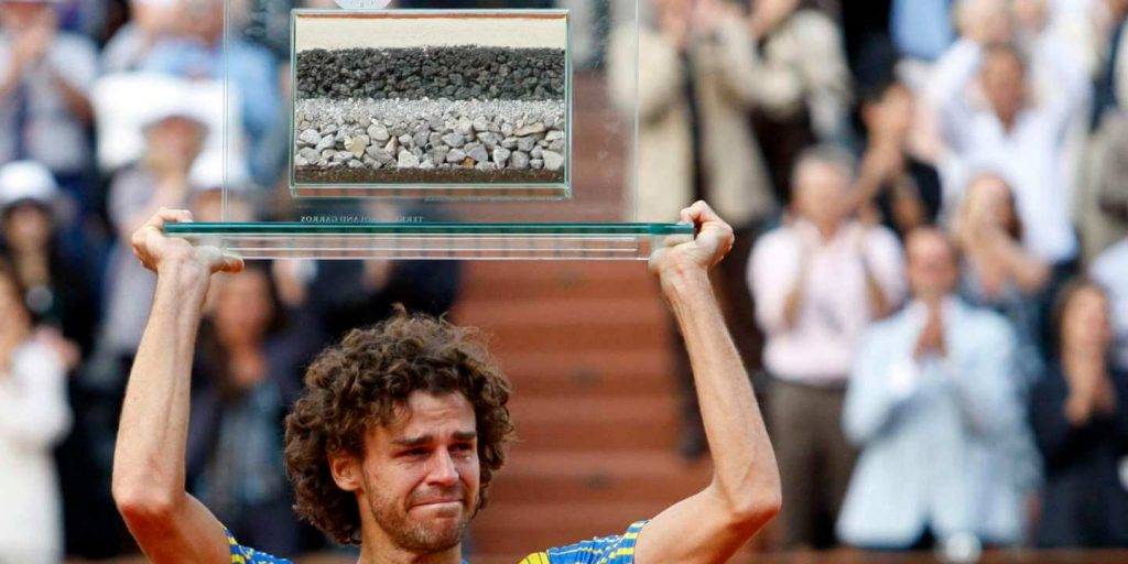 Clay court layers