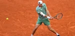jakub mensik on clay court