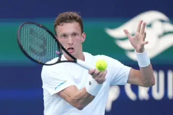 jiri lehecka racquet