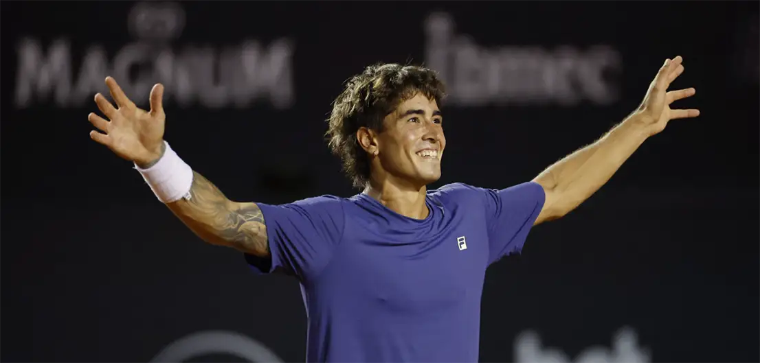 Francisco Comesana's Racquet - Player Profile