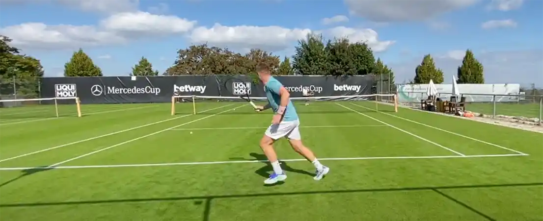 tennis on grass