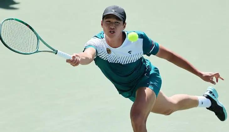 Soonwoo Kwon's Racquet